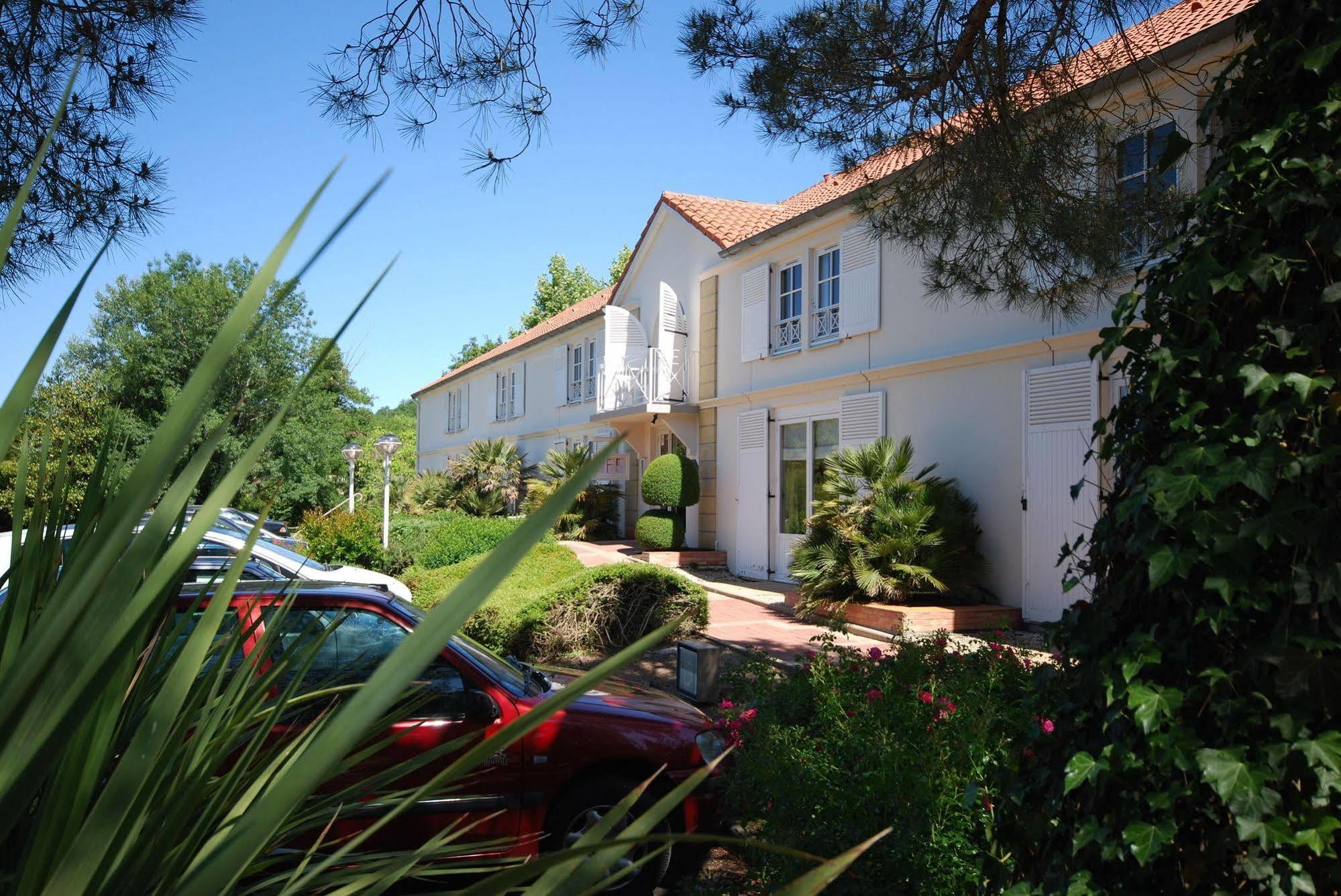 Hotel Le Relais Des Champs Eugenie-les-Bains Exterior photo